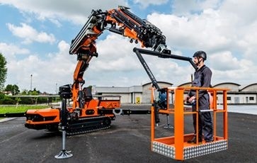 The presence of a basket for the operator